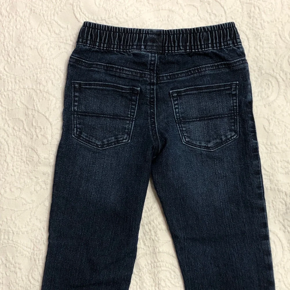 OshKosh B'gosh Classic Blue Jeans Girls Size 6/6A Elastic Waist